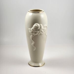 Lenox Gold trimmed Bud Vase